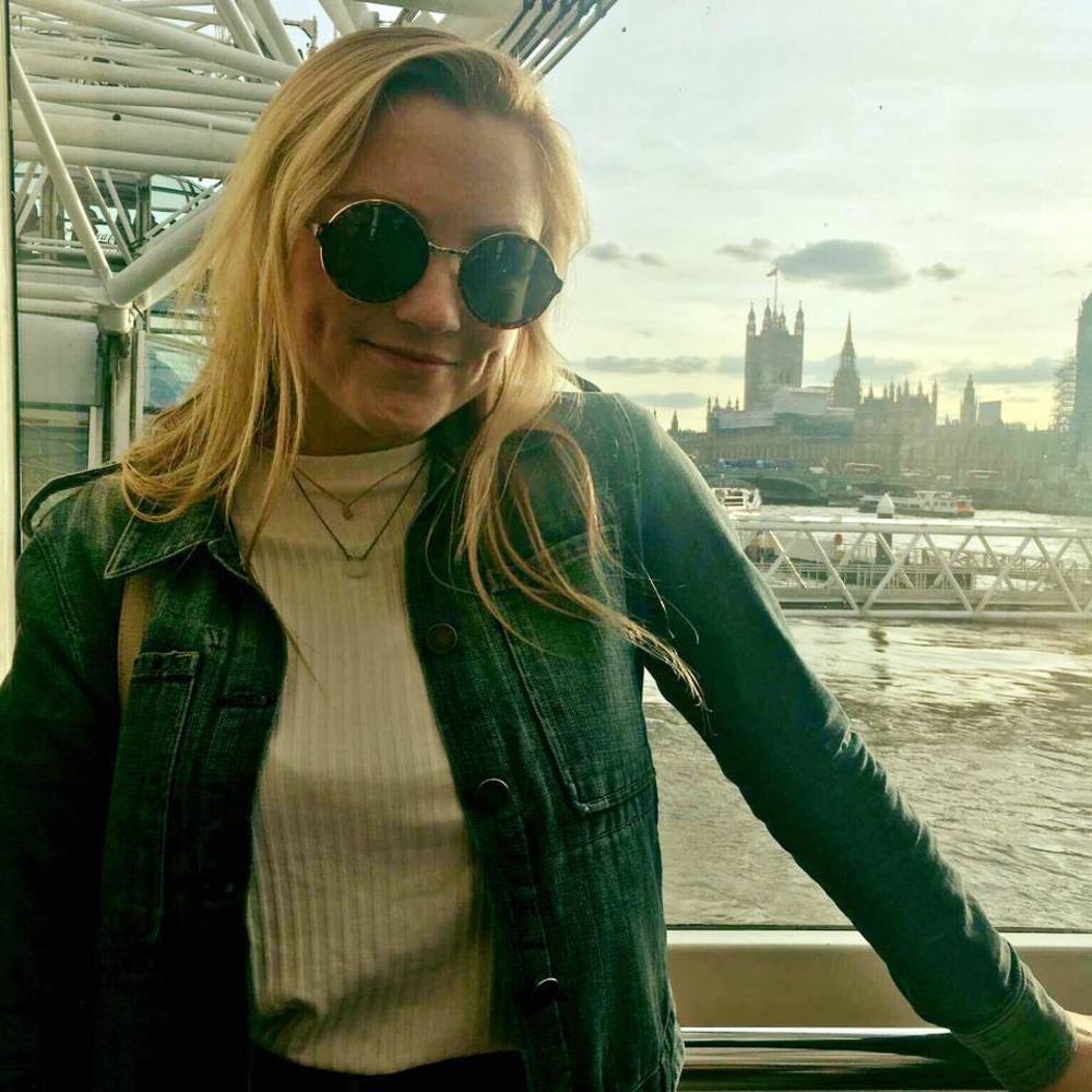 Meet your Posher, Julia